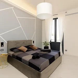 Vivimihome - Navigli Charm Design E Posizione , Milan Italy